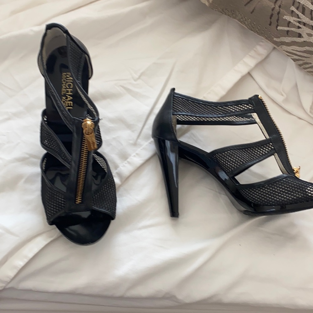Michael Kors Heel Sandals Size 7